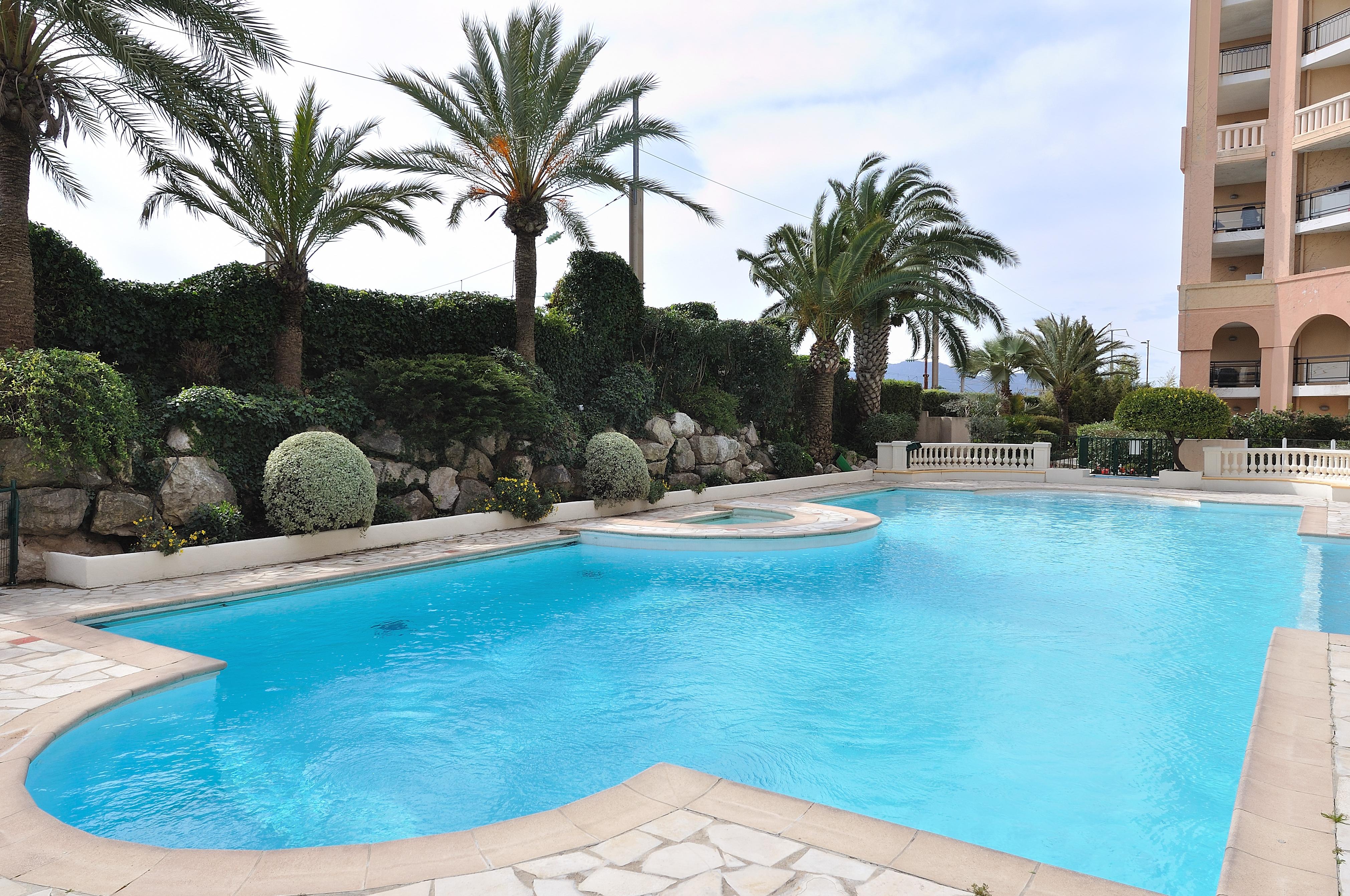 Residhotel Villa Maupassant Cannes Buitenkant foto