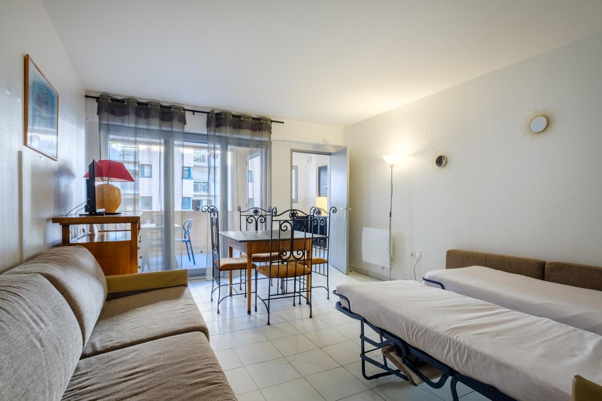 Residhotel Villa Maupassant Cannes Buitenkant foto