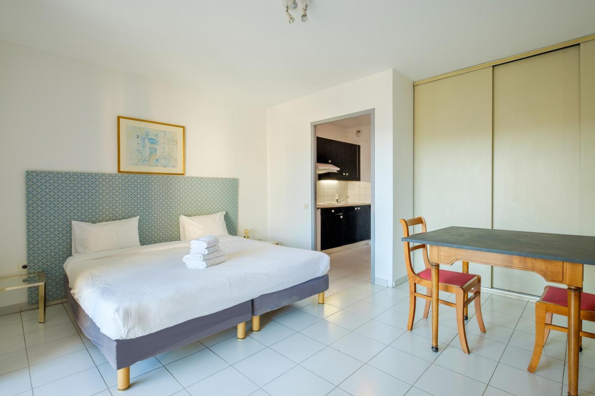 Residhotel Villa Maupassant Cannes Buitenkant foto