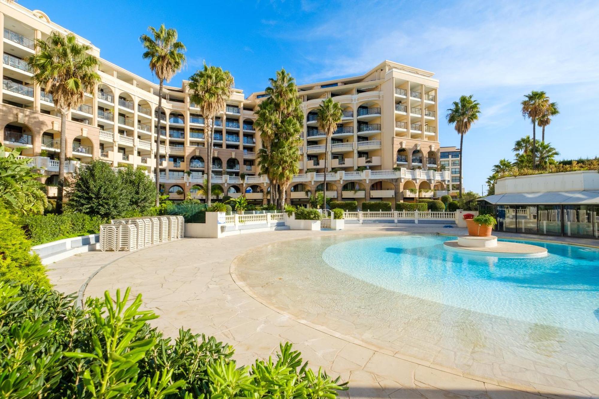 Residhotel Villa Maupassant Cannes Buitenkant foto