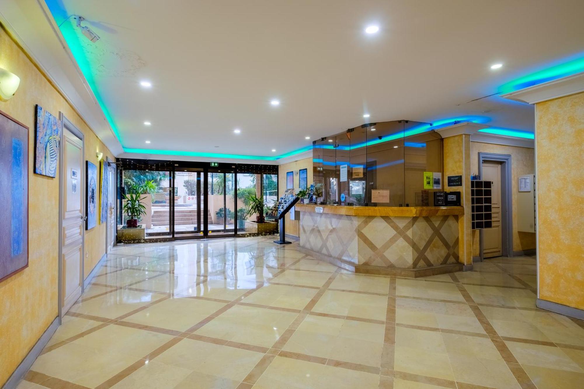 Residhotel Villa Maupassant Cannes Buitenkant foto